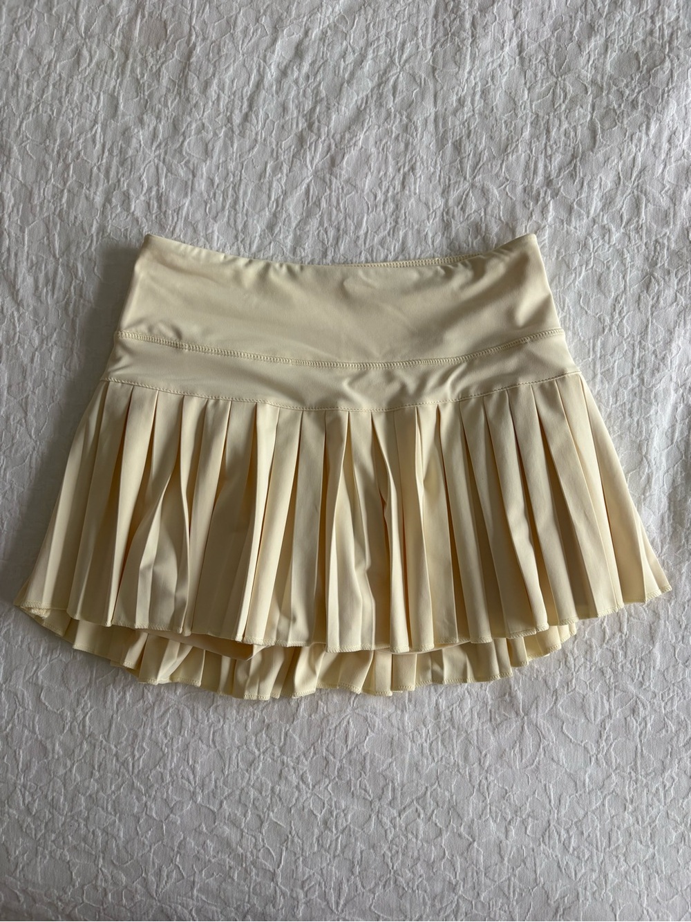 GOLD HINGE Pleated Yellow Athletic Skirt
